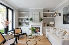 Lauree 841401-32 background.jpg