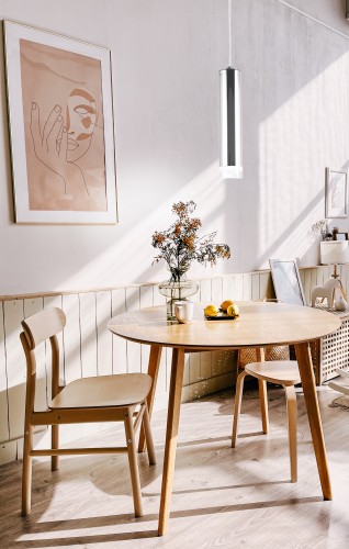 Ina 340801-06 background.jpg